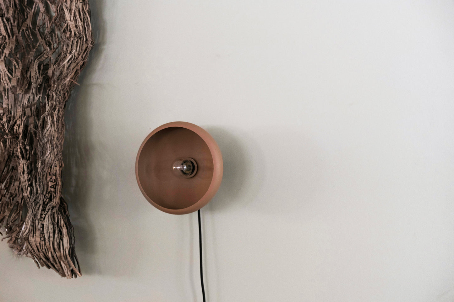 Spring vegglampe 01 fra Ygg&Lyng