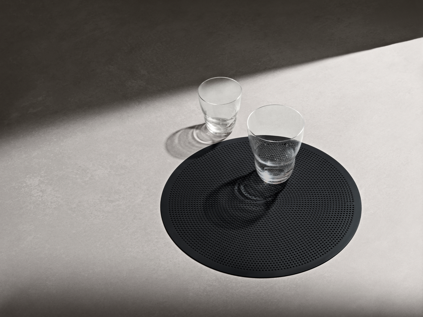 Vipp134 bordbrikke rund fra Vipp