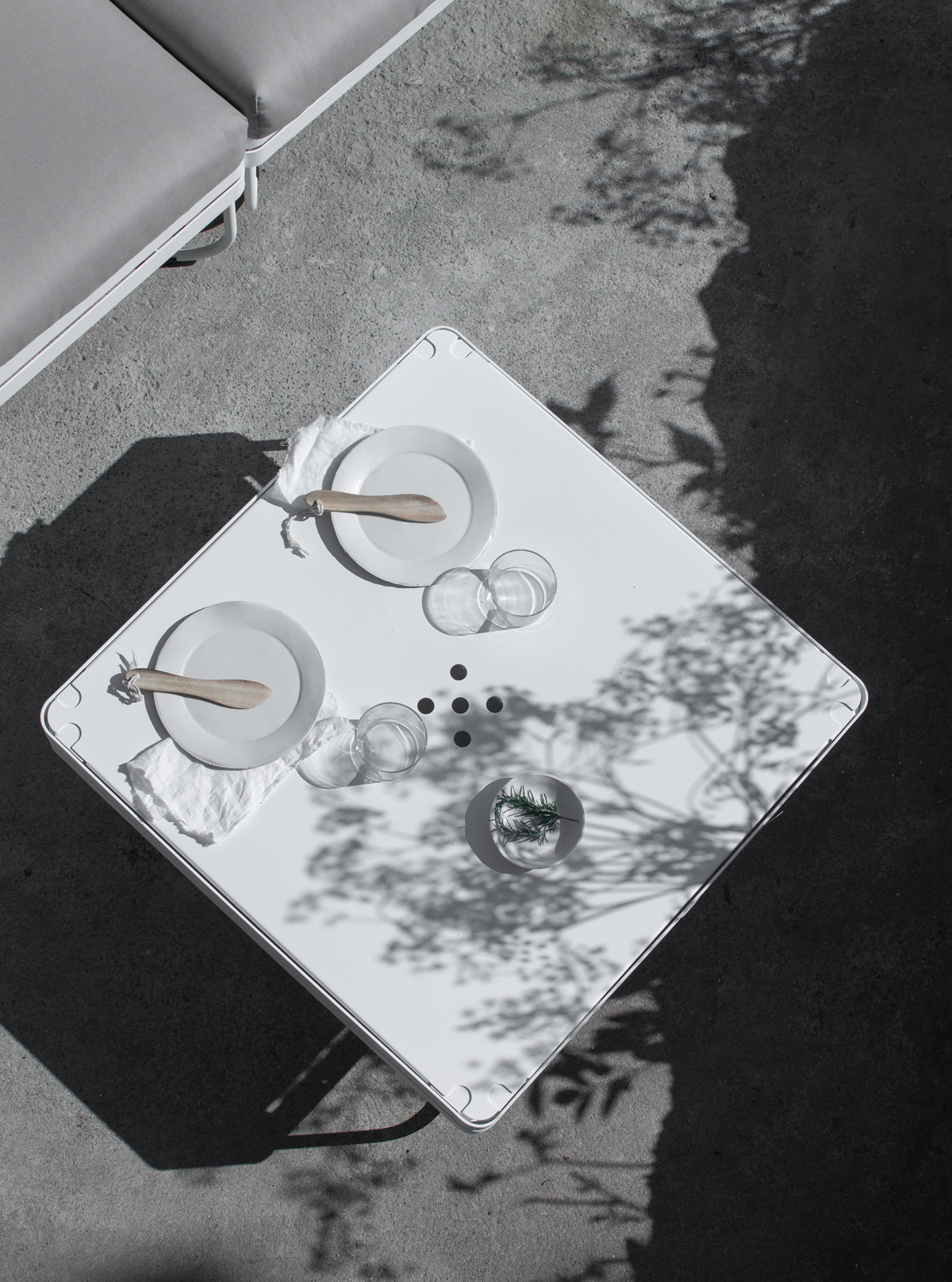 Bris 70 x 70 sofabord