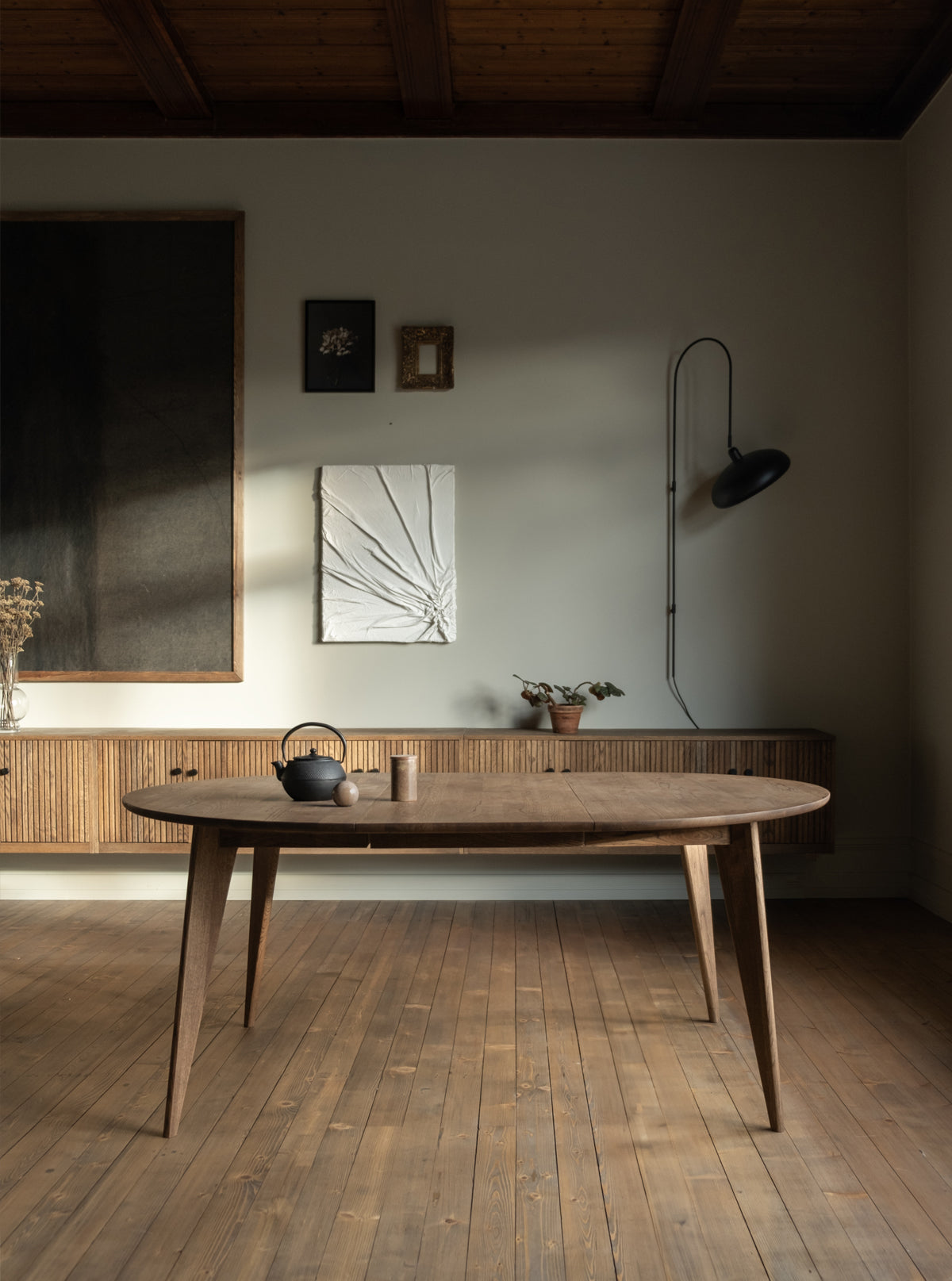 Viken round spisebord