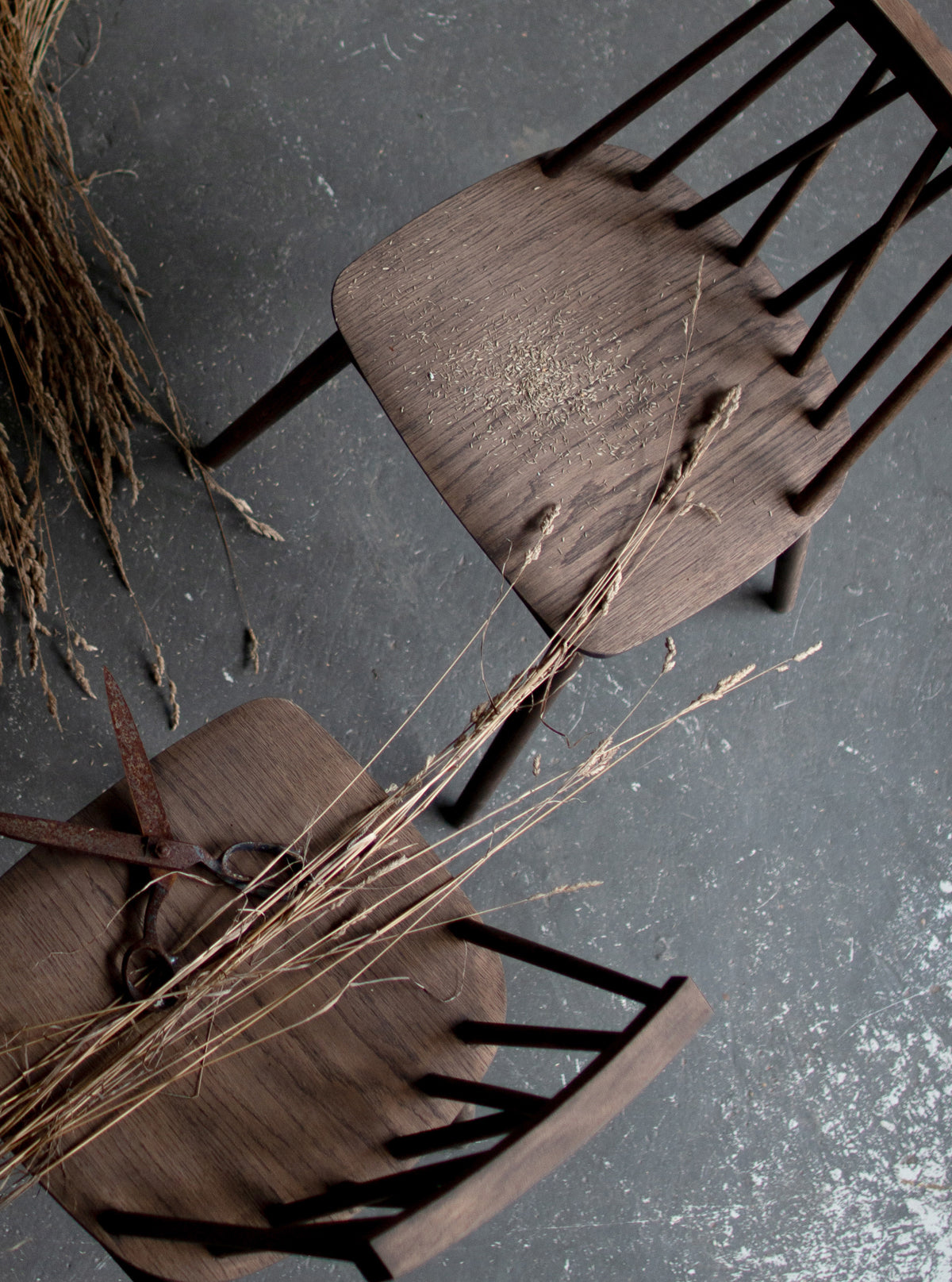 non spisestoler i smoked oiled fra ygg&lyng