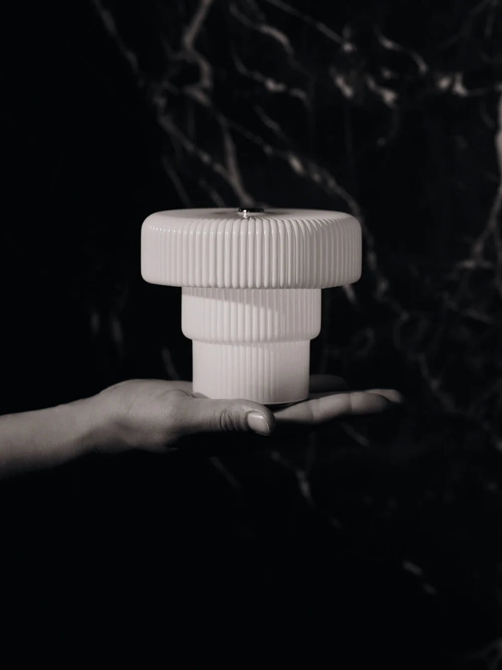 Ripple portabel lampe, White