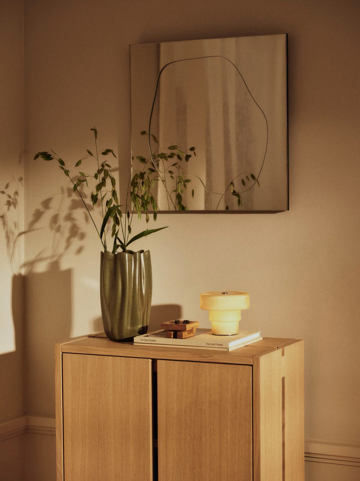 Ripple portabel lampe, Oat fra Ferm Living