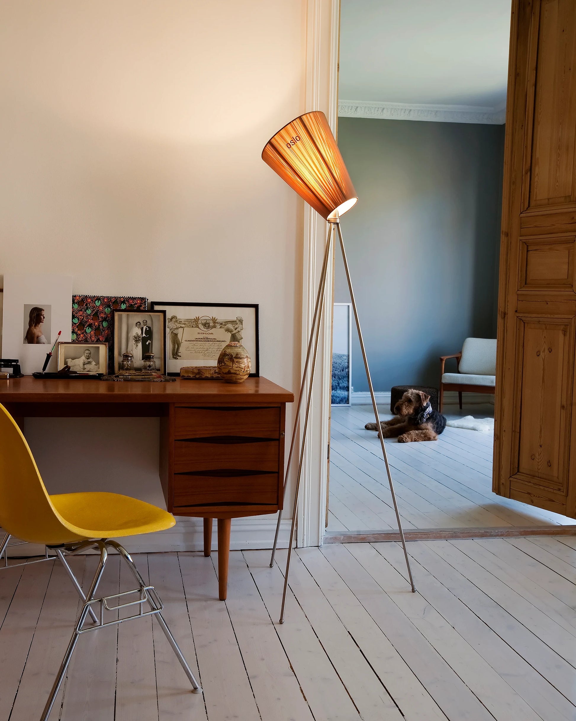 Oslo Wood floor lamp