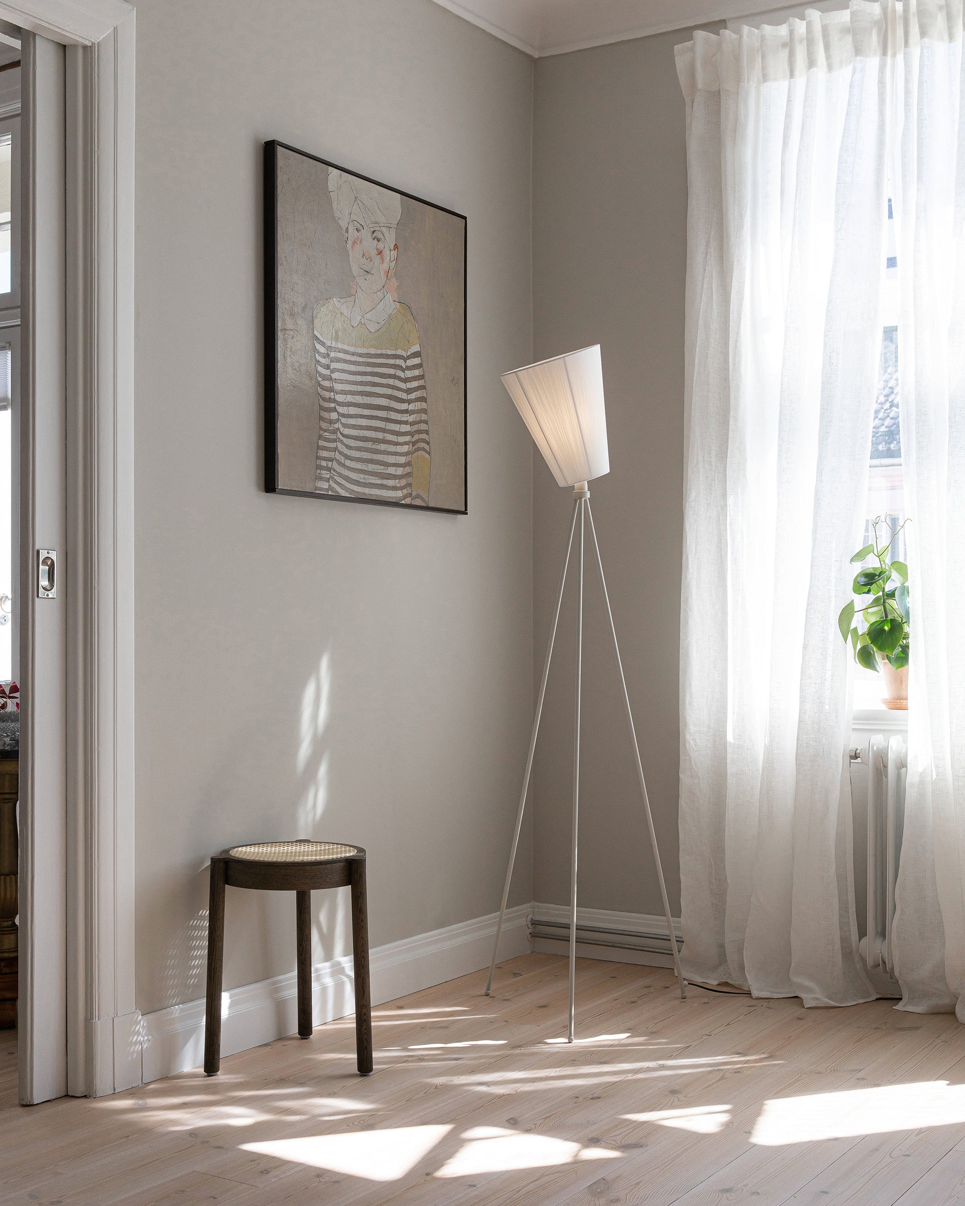 Oslo Wood floor lamp