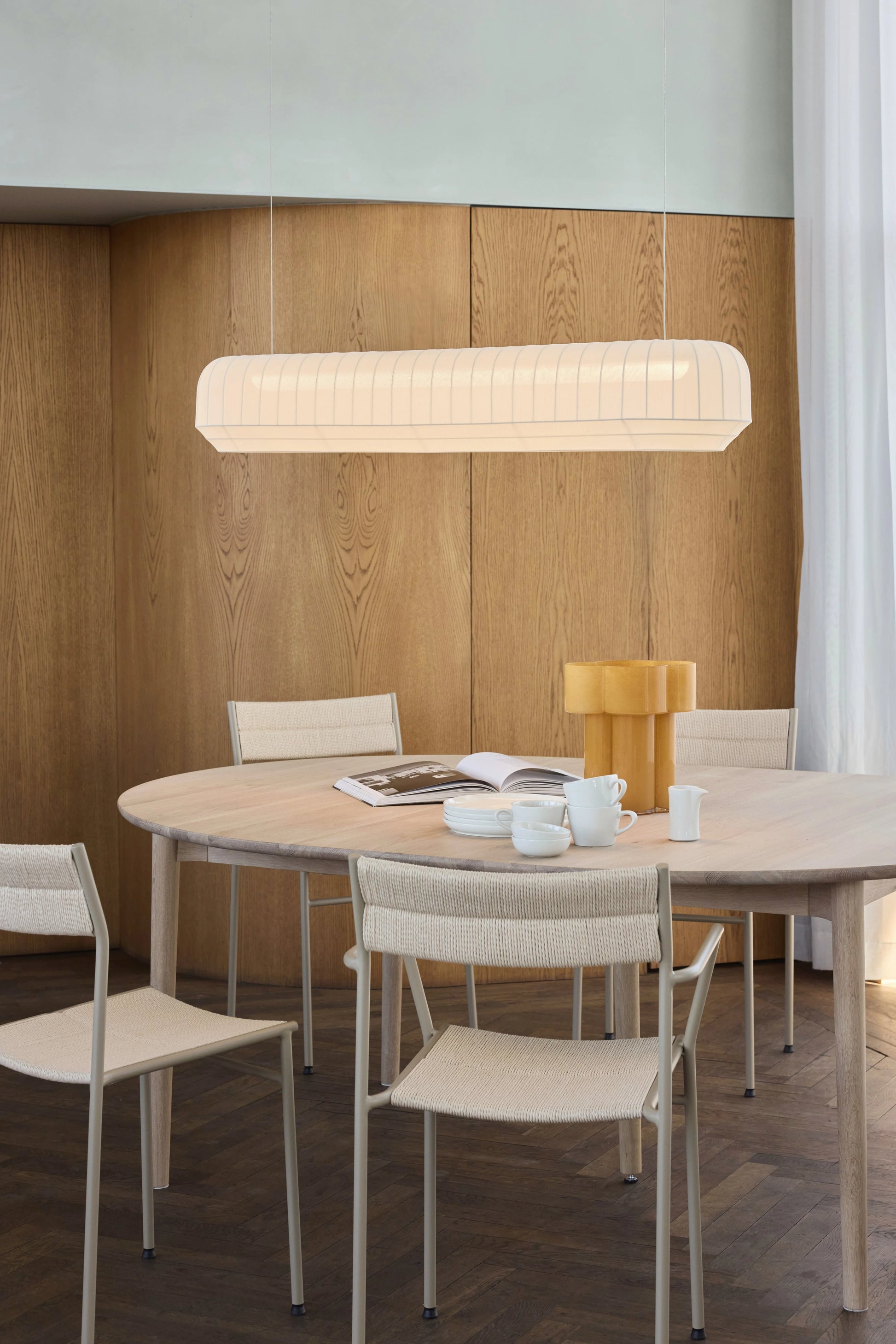 Tradition linear pendant lamp