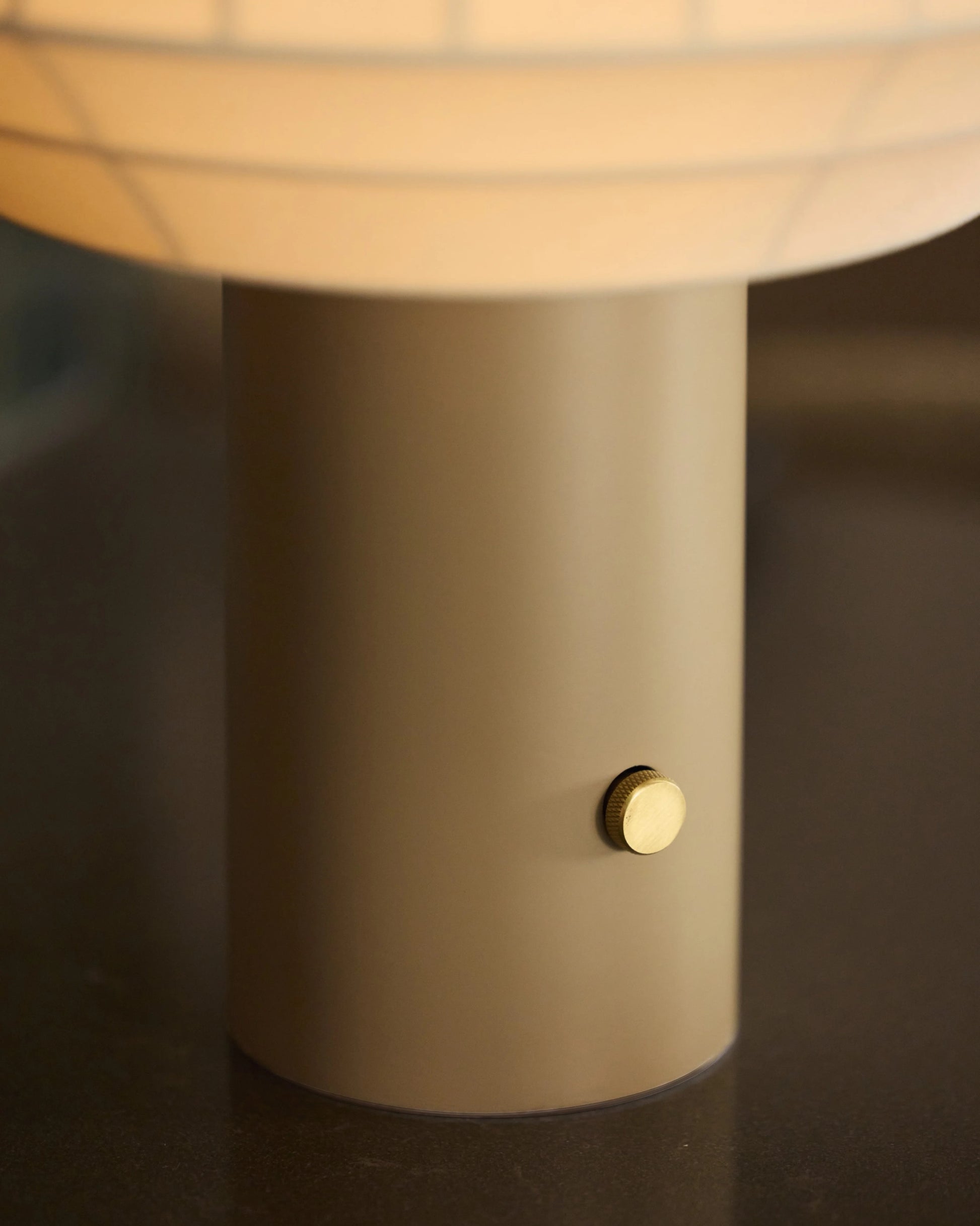 Tradition table lamp