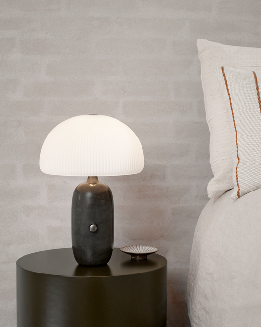 Vipp591-592 Skulptur bordlampe fra Vipp