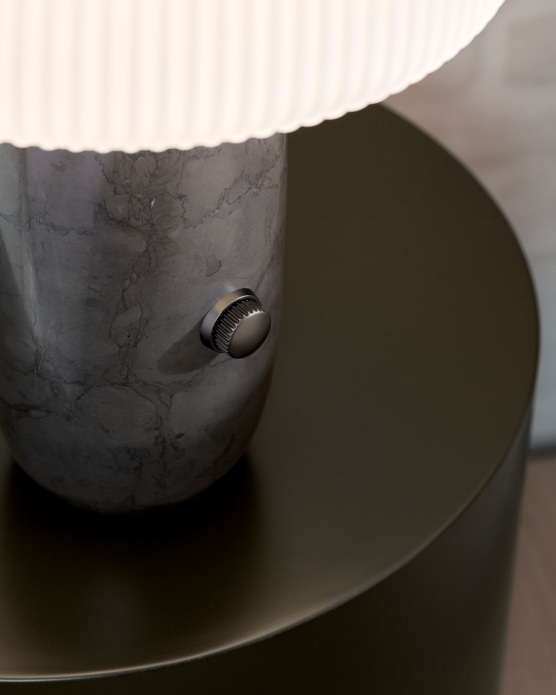 Vipp591-592 Skulptur bordlampe